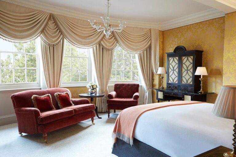 Best boutique stays for solo travelers: A Structural Selection Guide